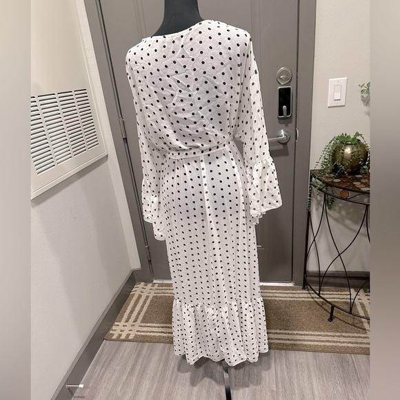 Women’s polka dots dress - Picture 5 of 7